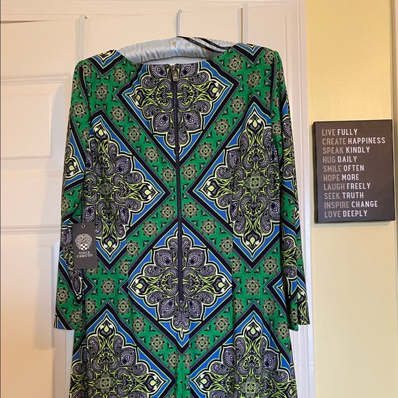 Formal dress - Picture 2 of 4